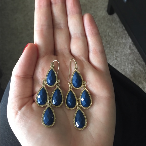 Jewelry - Chandelier earrings