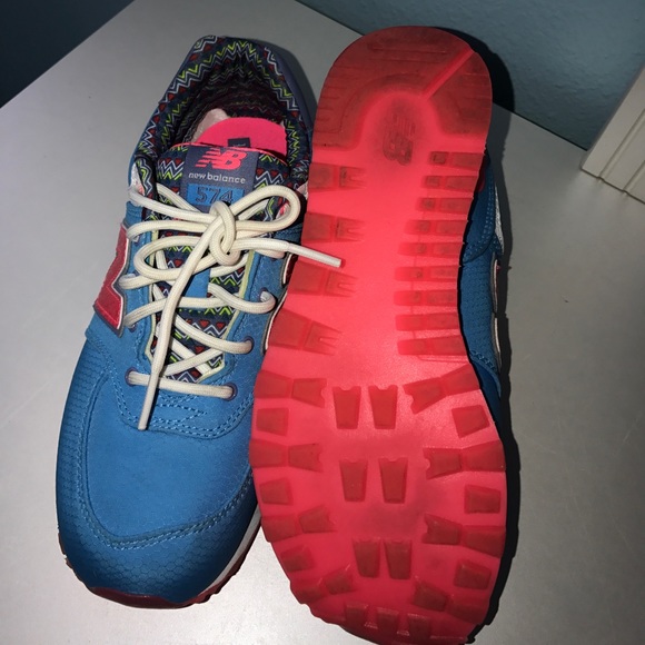 New Balance 574 - Picture 4 of 5