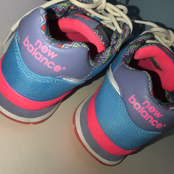 New Balance 574 - Picture 3 of 5