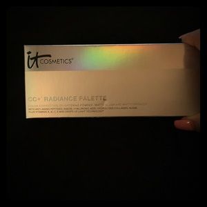 It Cosmetics CC+ RADIANCE PALETTE