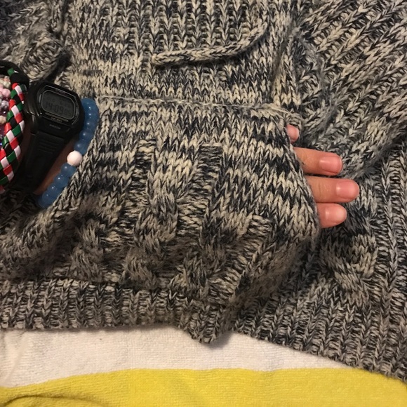 Paper Crane Knit Sweater - Picture 3 of 4