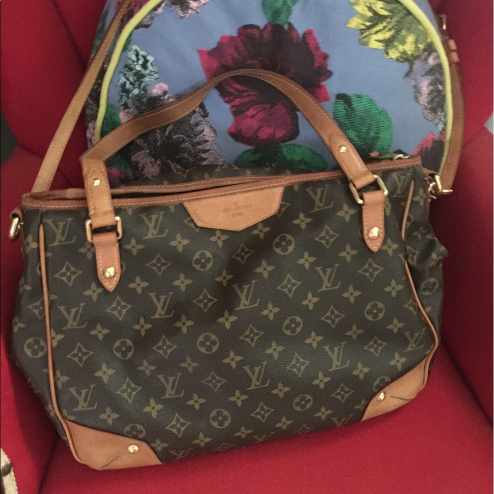 100% authentic Louis Vuitton Monogram Estrela