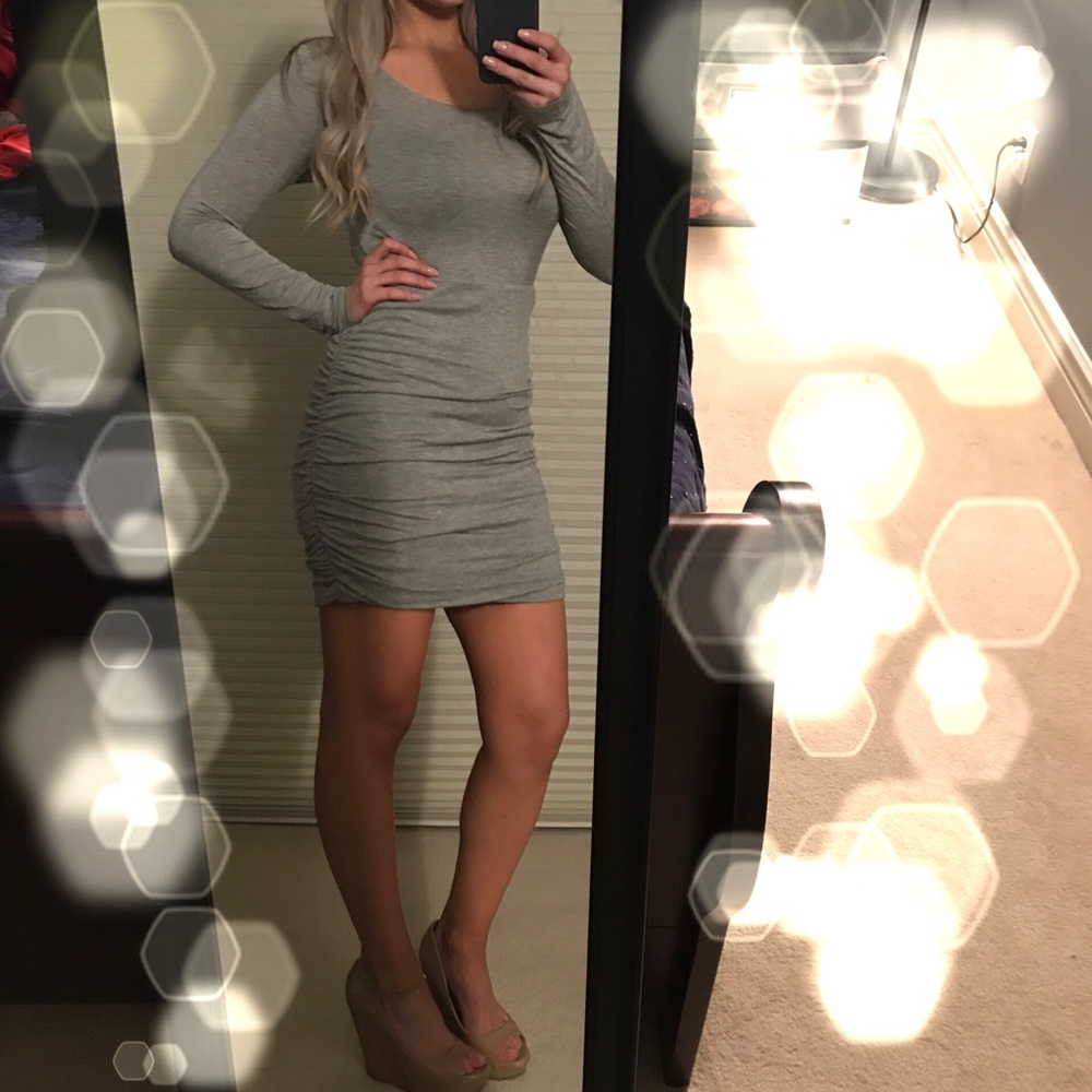 Grey bodycon long sleeves , super soft.