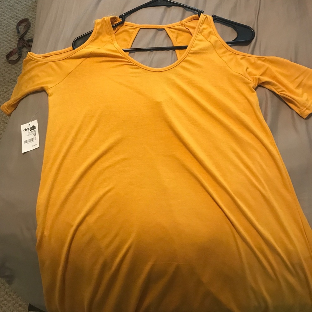 Cute dress!