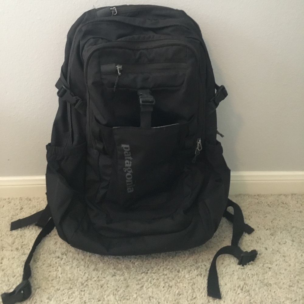 Patagonia Fuego 32L black backpack