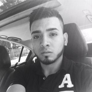 Meet your Posher, Alexis