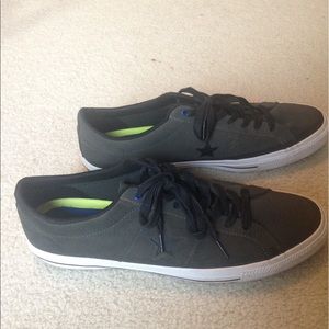 Men's Converse Cons skateboarding sneakers size 13