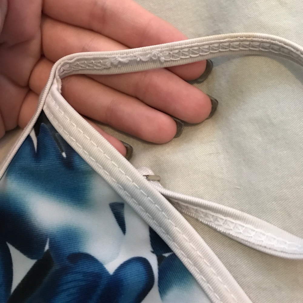 Triangle bathing suit!!!! - Picture 3 of 3