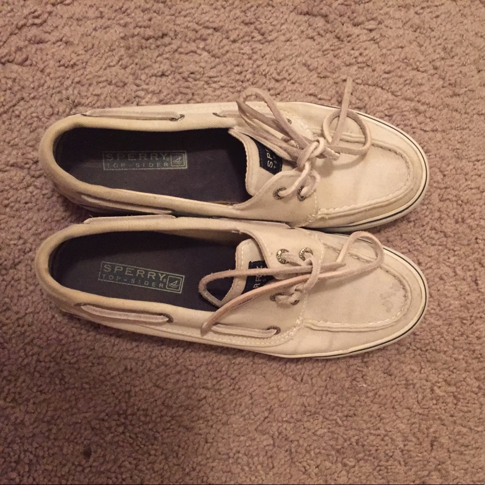 White/cream sperry shoes