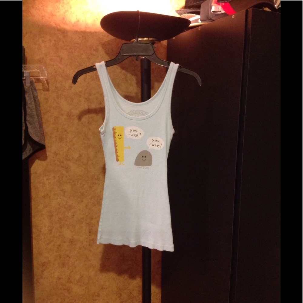 Woman's slim fit tank top