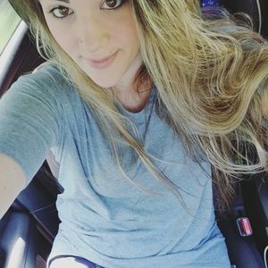 Meet your Posher, Jenna