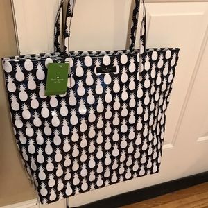 Kate Spade Daycation Bon Shopper  COLOR  Pineapple