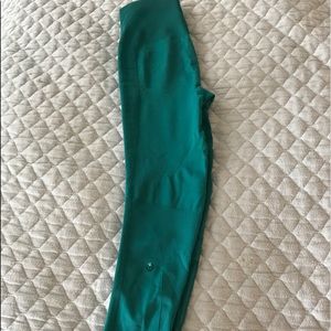 Green lululemon compression pants