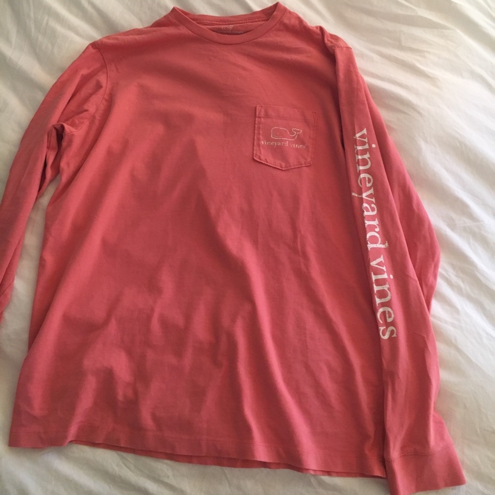 Vineyard vines tshirt