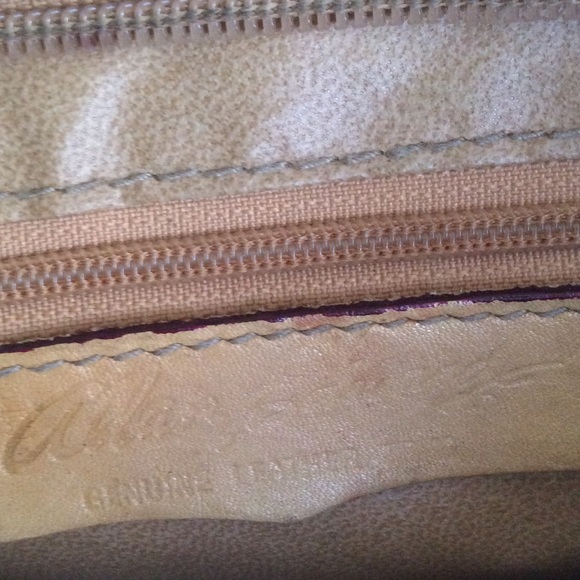 Allen Edwards Bag - Picture 6 of 6