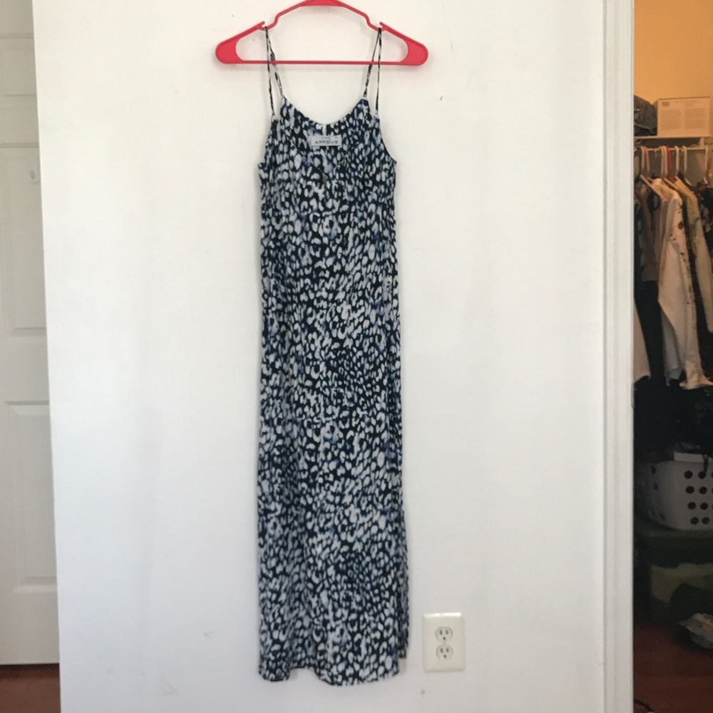 Revolve Twi Arrows printed maxi dress szXS NWT