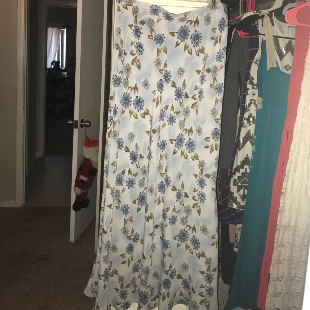 long skirt