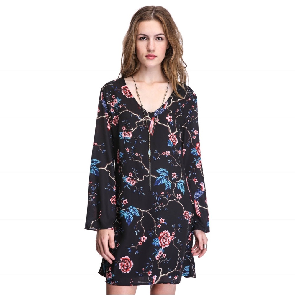 Revolve Two Arrows shift floral dress szM NWT