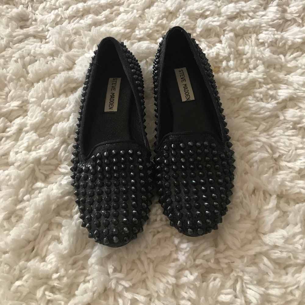 Steve Madden Black Spiked Flats
