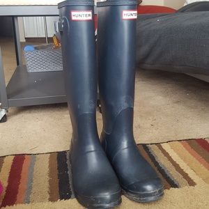 Hunter Rain Boots - Navy