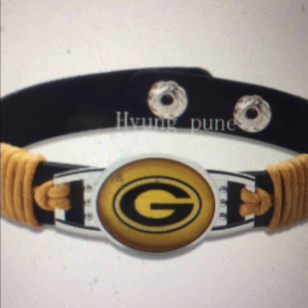 GSU bracelet
