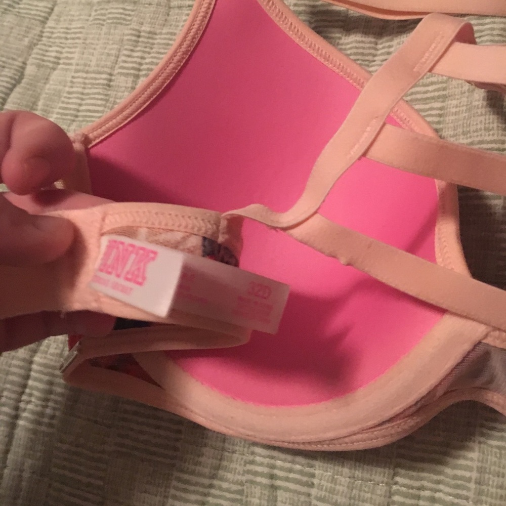 PINK Bra - Picture 3 of 3