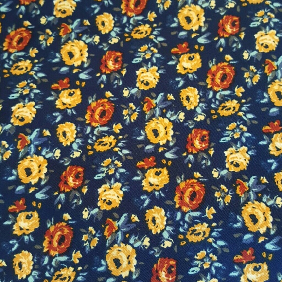 Flower skirt - Picture 2 of 3