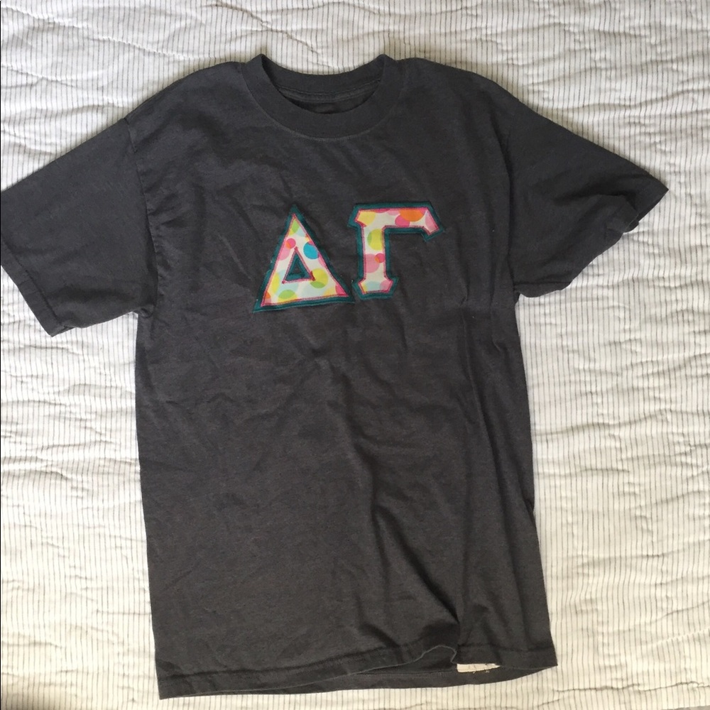 Delta Gamma polka dot letters gray t-shirt sz M