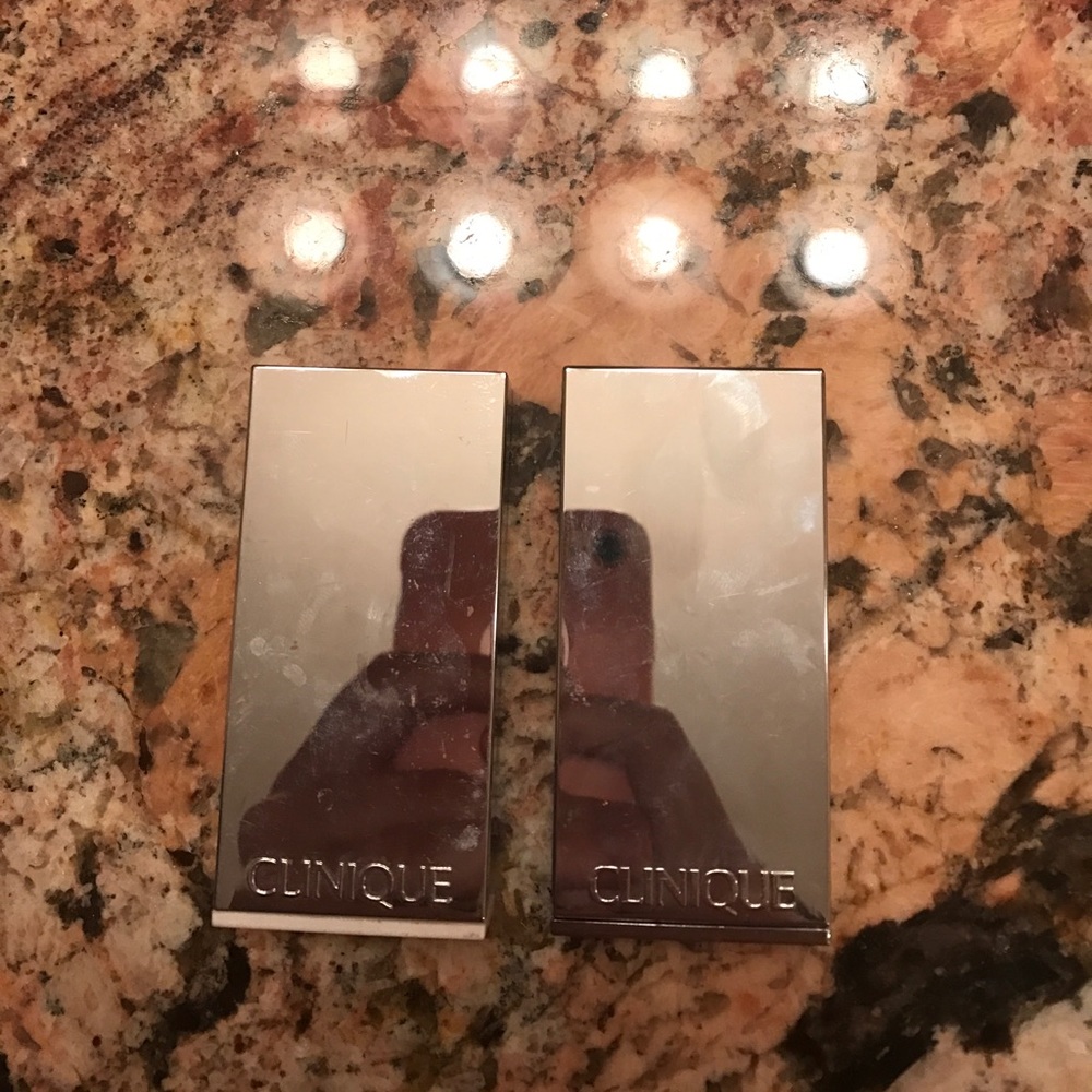 Set of 2 Clinique eyeshadows
