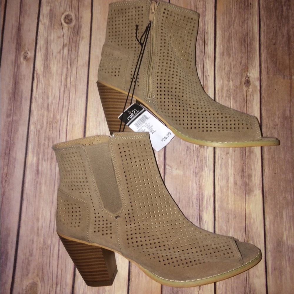 NWT open toe booties