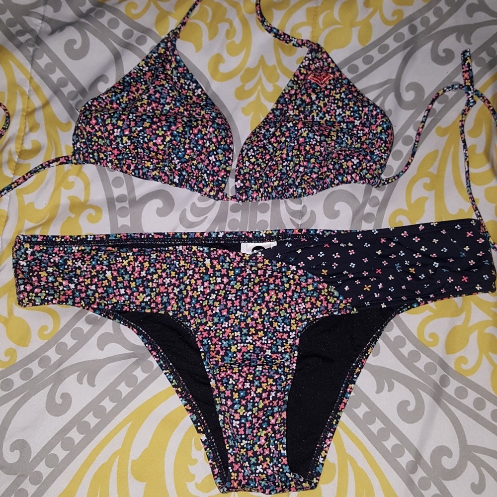 Roxy swim suit