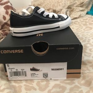 Infant converse size 5