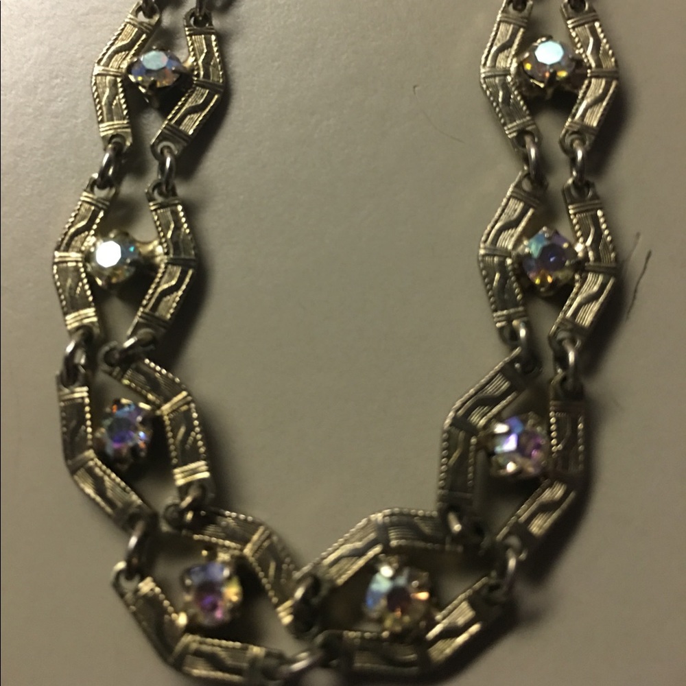 Vintage choker