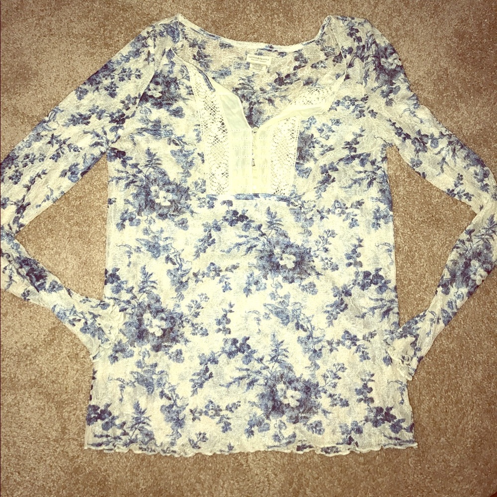 Bohemian style long sleeve very light xl