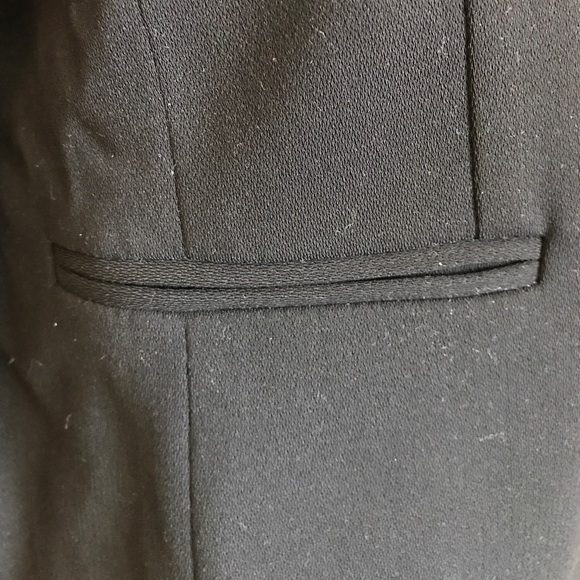 🆕 Tuxedo Style Blazer - Picture 4 of 5