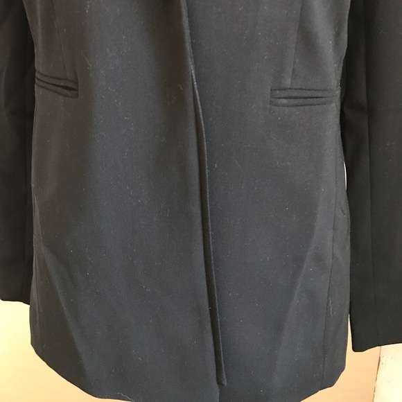 🆕 Tuxedo Style Blazer - Picture 5 of 5