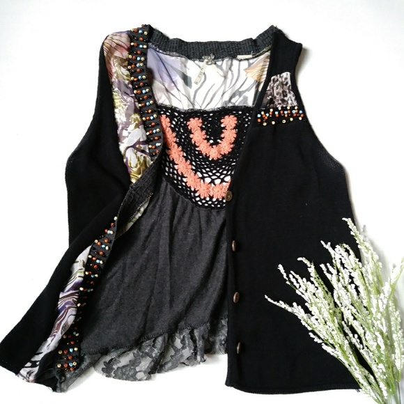 Gimmicks by BKE Vest Size Small - Picture 2 of 7