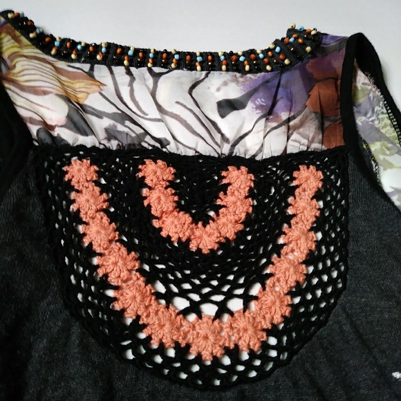 Gimmicks by BKE Vest Size Small - Picture 3 of 7