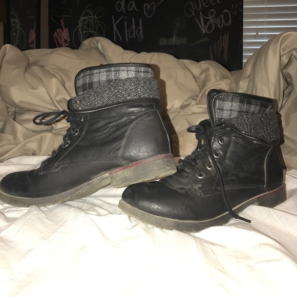 Black Combat Boots - Picture 1 of 5