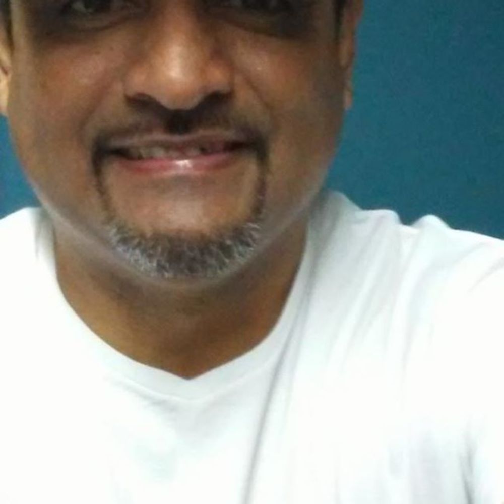 Meet your Posher, Carlos