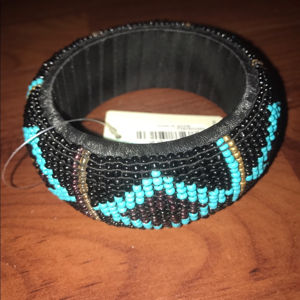 NWT Forever 21 beaded bangle bracelet
