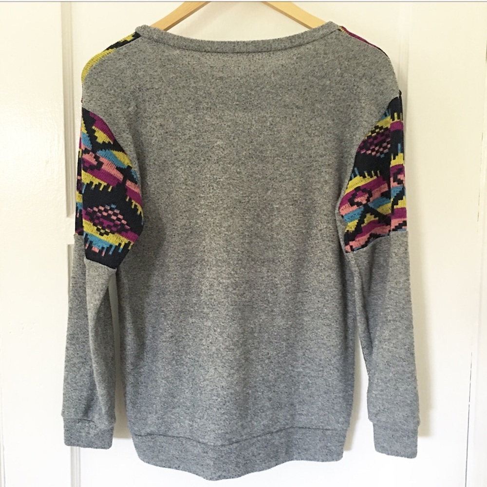 Patterned Knit Sweater - Picture 2 of 5