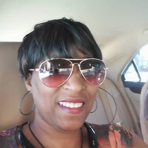 Meet your Posher, Sonya