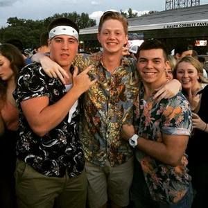 Meet your Posher, Alex