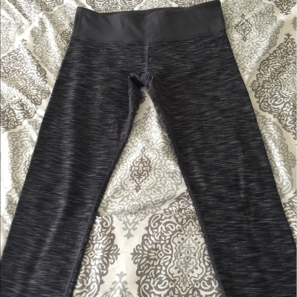 Lululemon crop