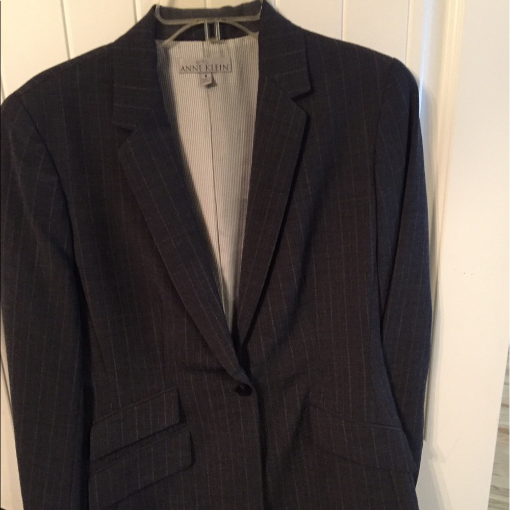 Beautiful Anne Klein Blazer