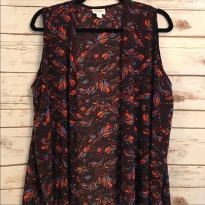 Feathered Flowy Lightweight Longline Vest•M