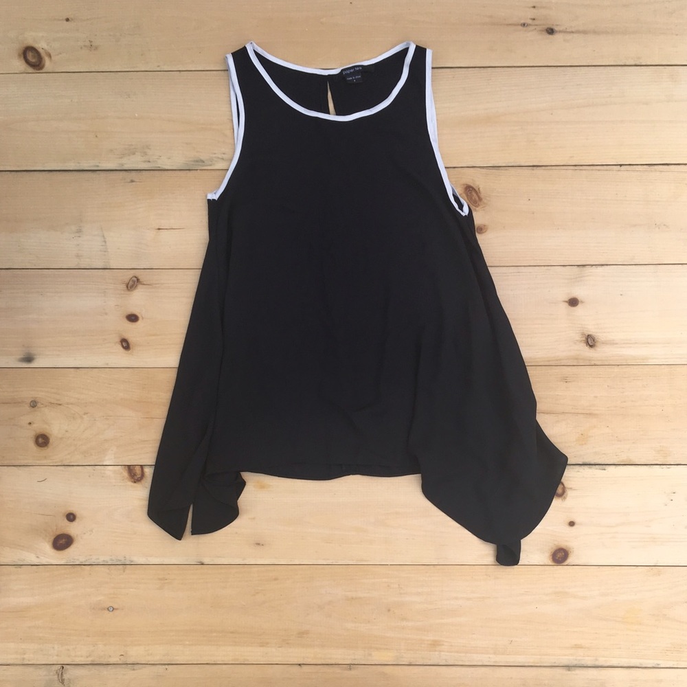 Black Flowy Tank With White Piping
