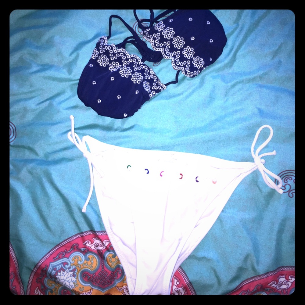 Jessica Simpson Sailor Bikini Bottom 👙