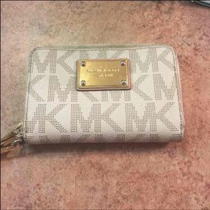 Small Michael Kors Wristlet